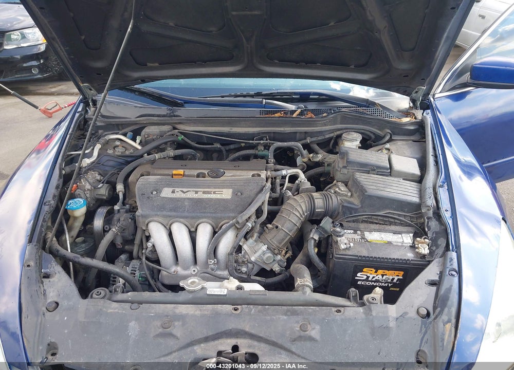 2007 HONDA ACCORD 2.4 EX VIN: 1HGCM56717A105056
