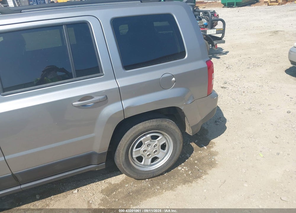 2016 JEEP PATRIOT VIN: 1C4NJPBB8GD519164