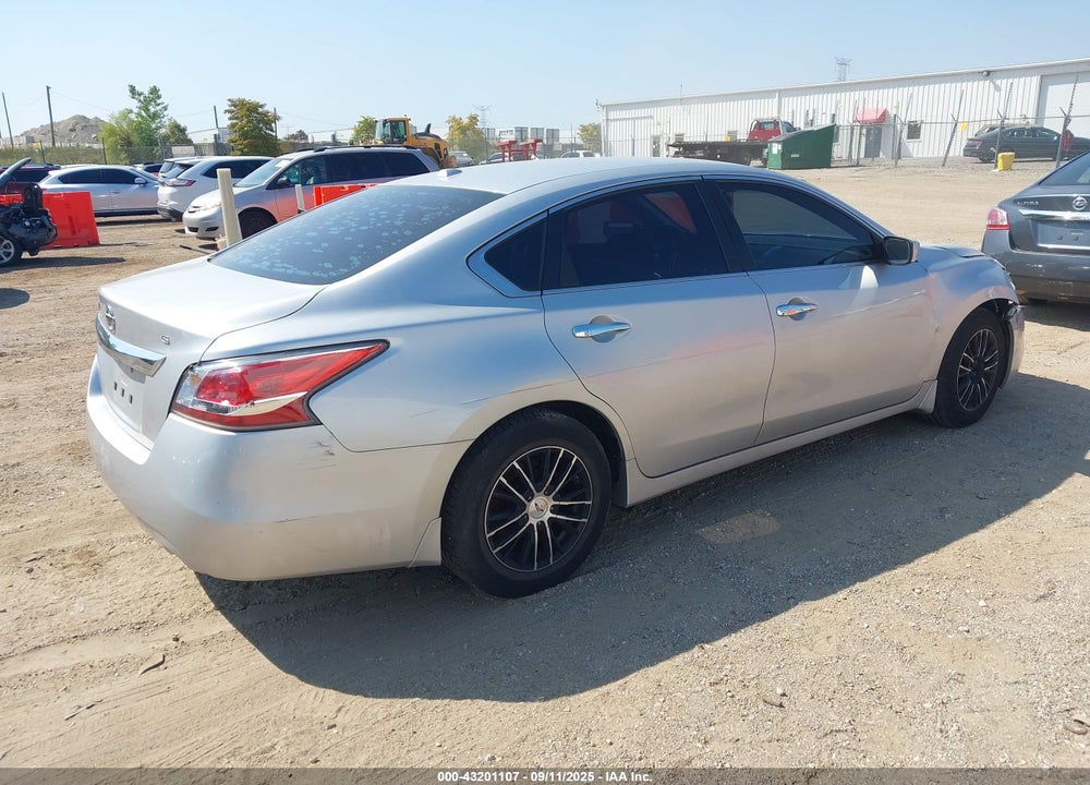 2015 NISSAN ALTIMA VIN: 1N4AL3AP7FC155540