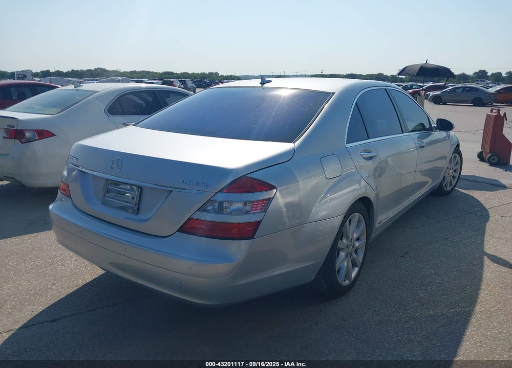 2008 MERCEDES-BENZ S 550 4MATIC VIN: WDDNG86X58A230942
