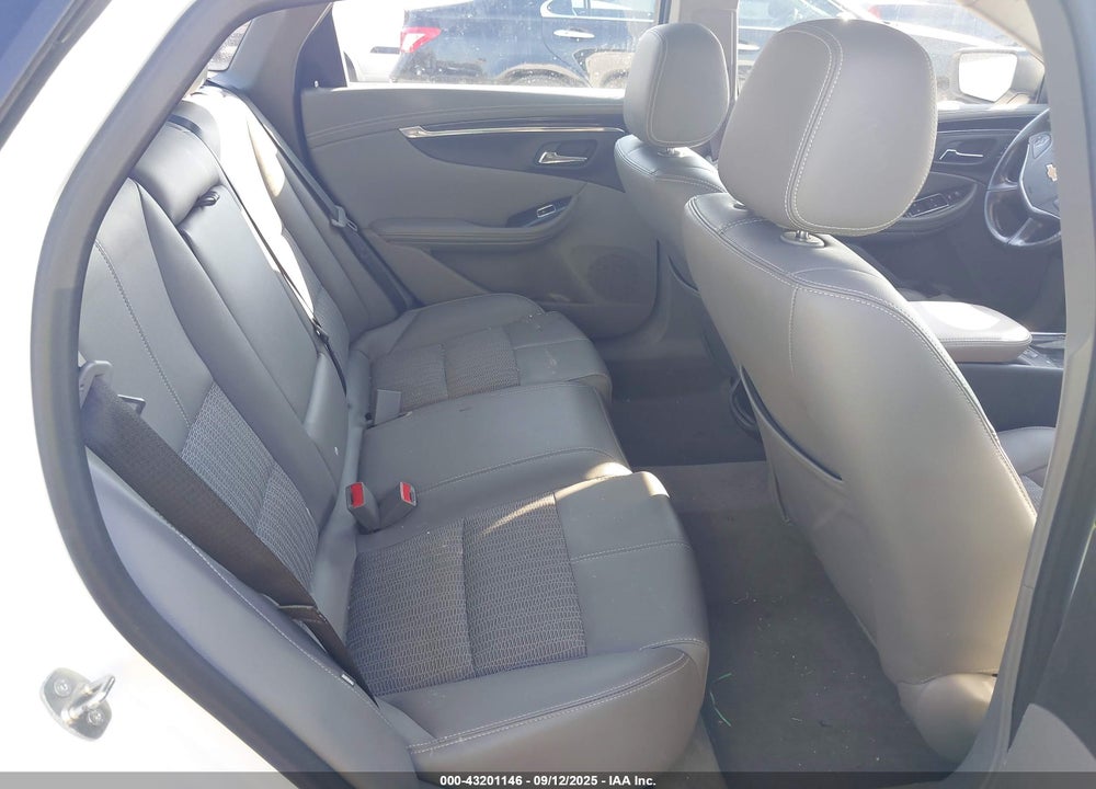 2017 CHEVROLET IMPALA VIN: 1G1105S36HU158476