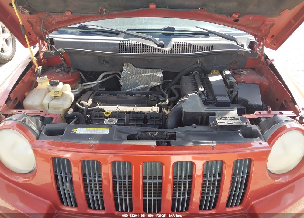 2008 JEEP COMPASS SPORT VIN: 1J8FT47018D747084