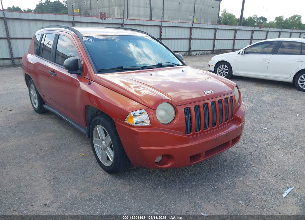 2008 JEEP COMPASS SPORT VIN: 1J8FT47018D747084