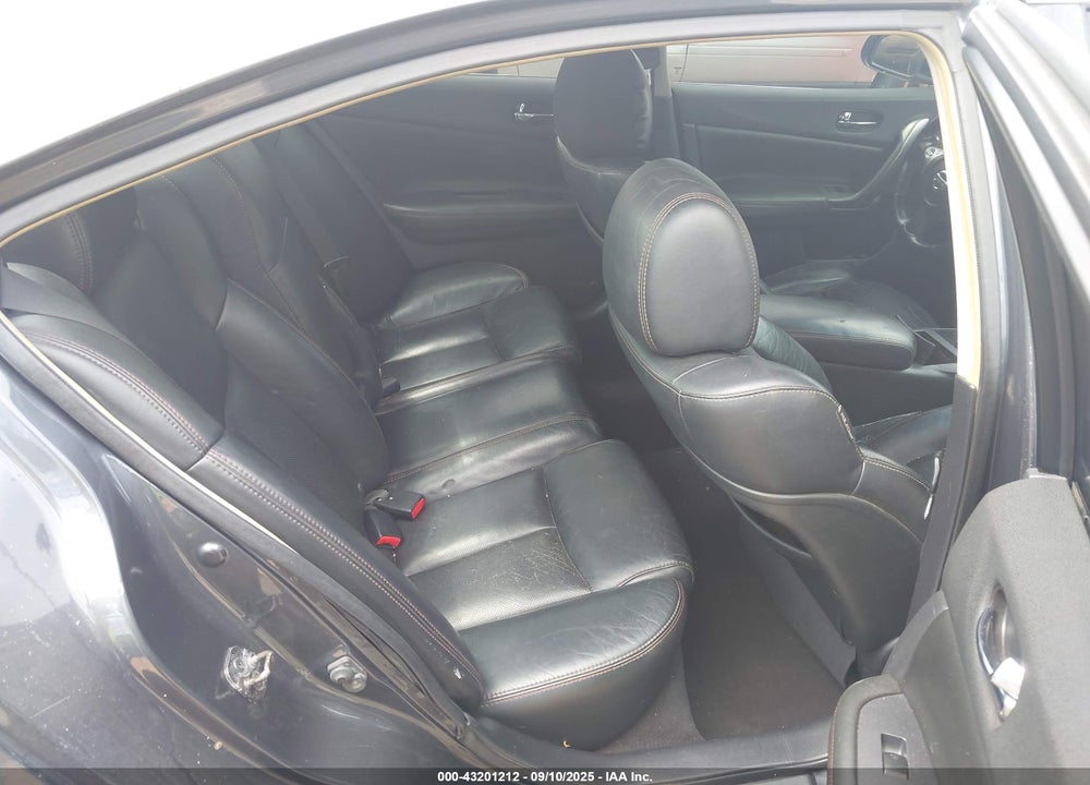 2010 NISSAN MAXIMA VIN: 1N4AA5AP7AC801573
