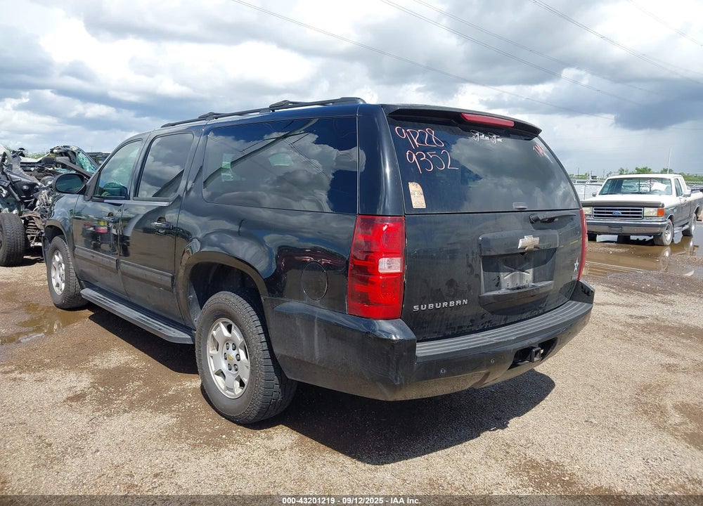 2009 CHEVROLET SUBURBAN 1500 VIN: 1GNFC26099R289352