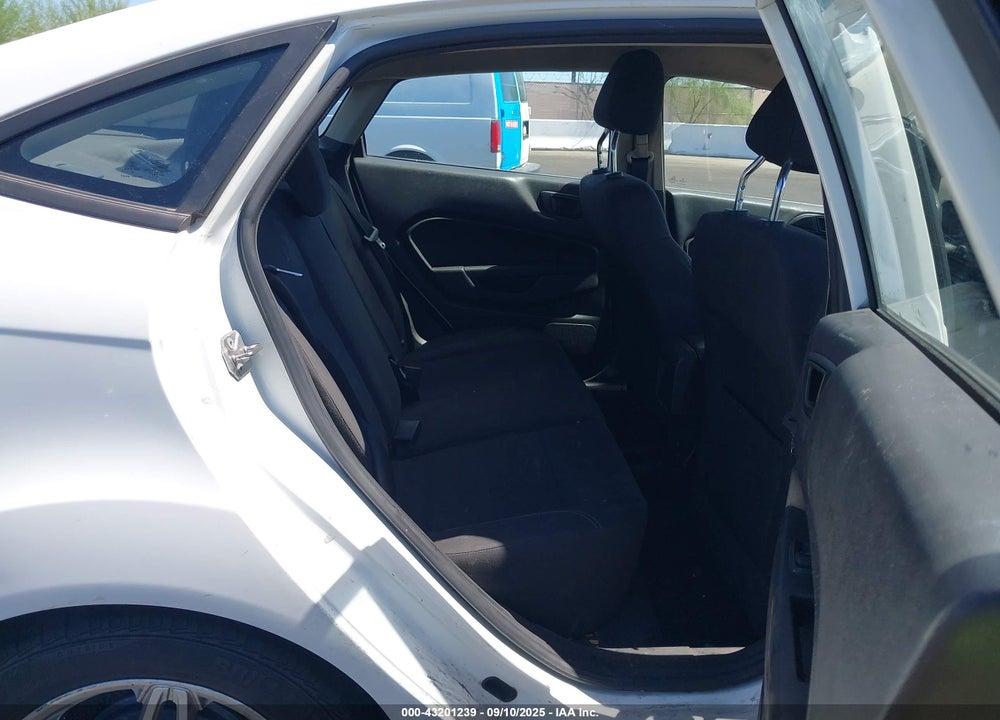 2018 FORD FIESTA VIN: 3FADP4BJ8JM123852