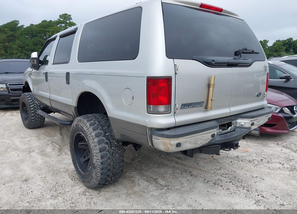 2003 FORD EXCURSION XLT VIN: 1FMNU41S03EB70783