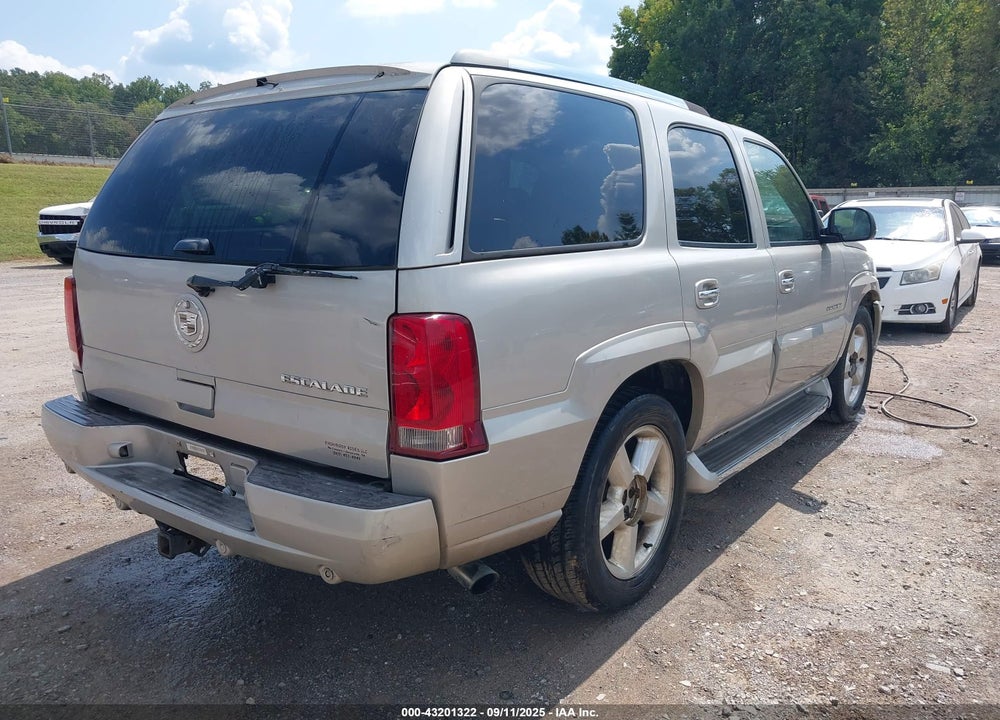 2005 CADILLAC ESCALADE STANDARD VIN: 1GYEK63N85R173272