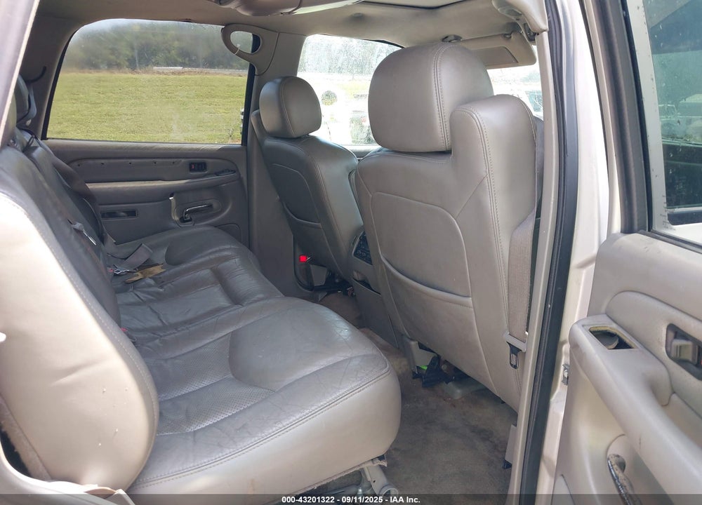 2005 CADILLAC ESCALADE STANDARD VIN: 1GYEK63N85R173272