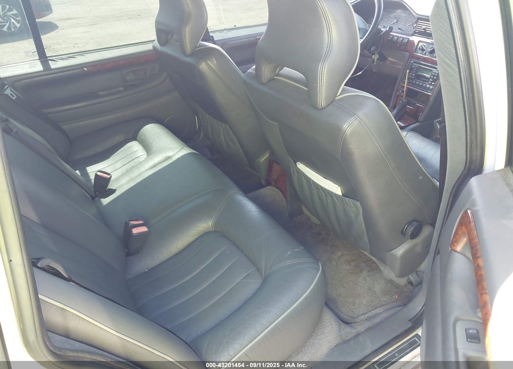 1997 VOLVO 960 VIN: YV1KS9602V1120411