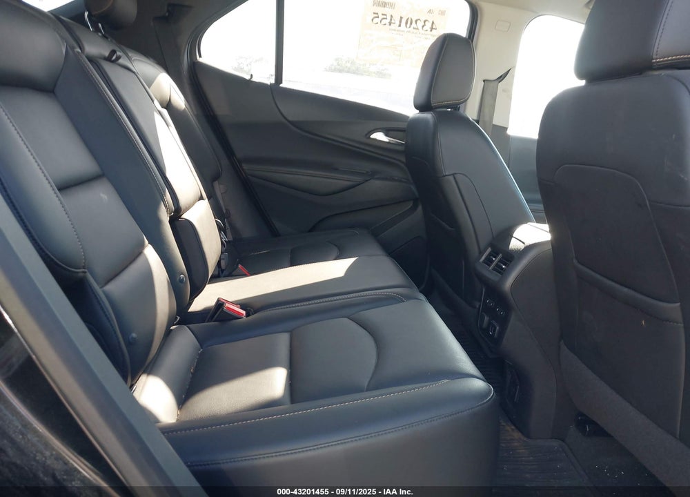 2018 CHEVROLET EQUINOX VIN: 2GNAXVEV8J6111011