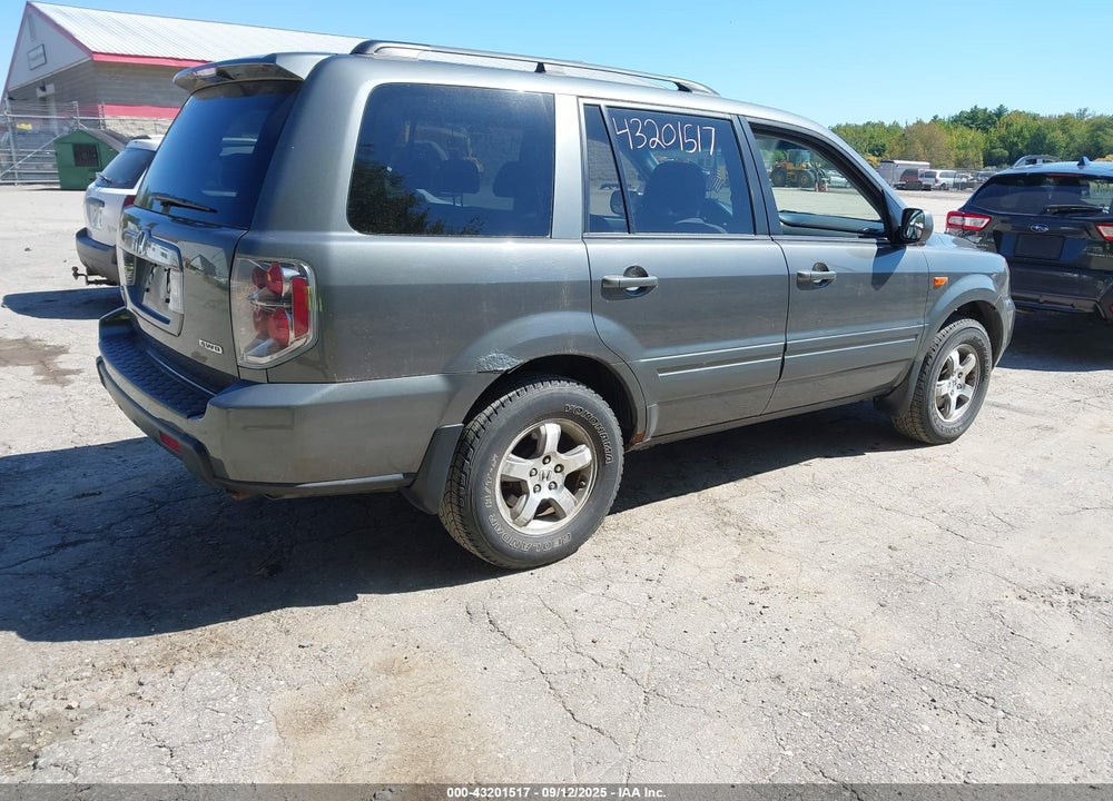 2007 HONDA PILOT VIN: 2HKYF184X7H500209