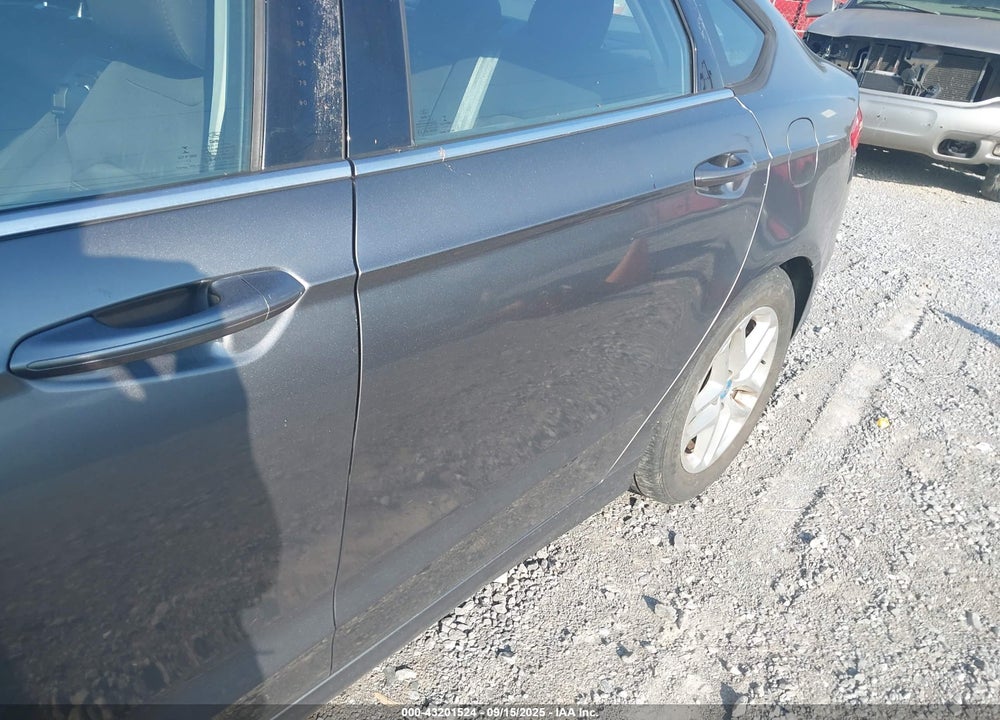 2013 FORD FUSION SE VIN: 3FA6P0H78DR256597