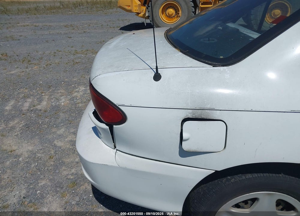 2002 CHEVROLET CAVALIER VIN: 1G1JF524427225489