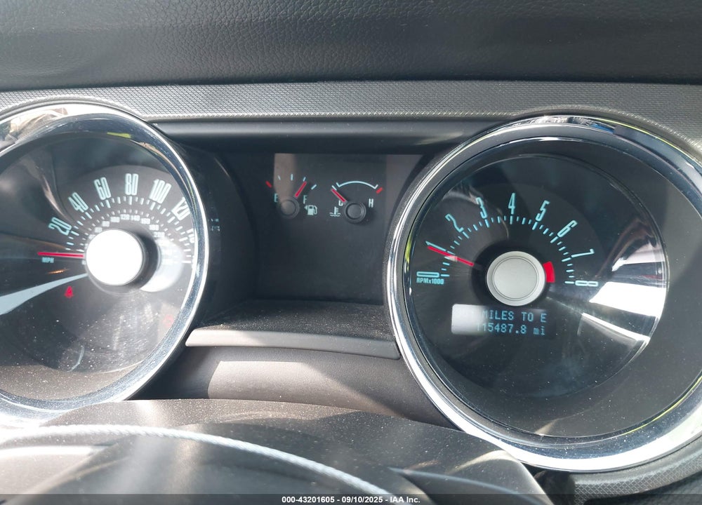 2011 FORD MUSTANG VIN: 1ZVBP8AM7B5163459