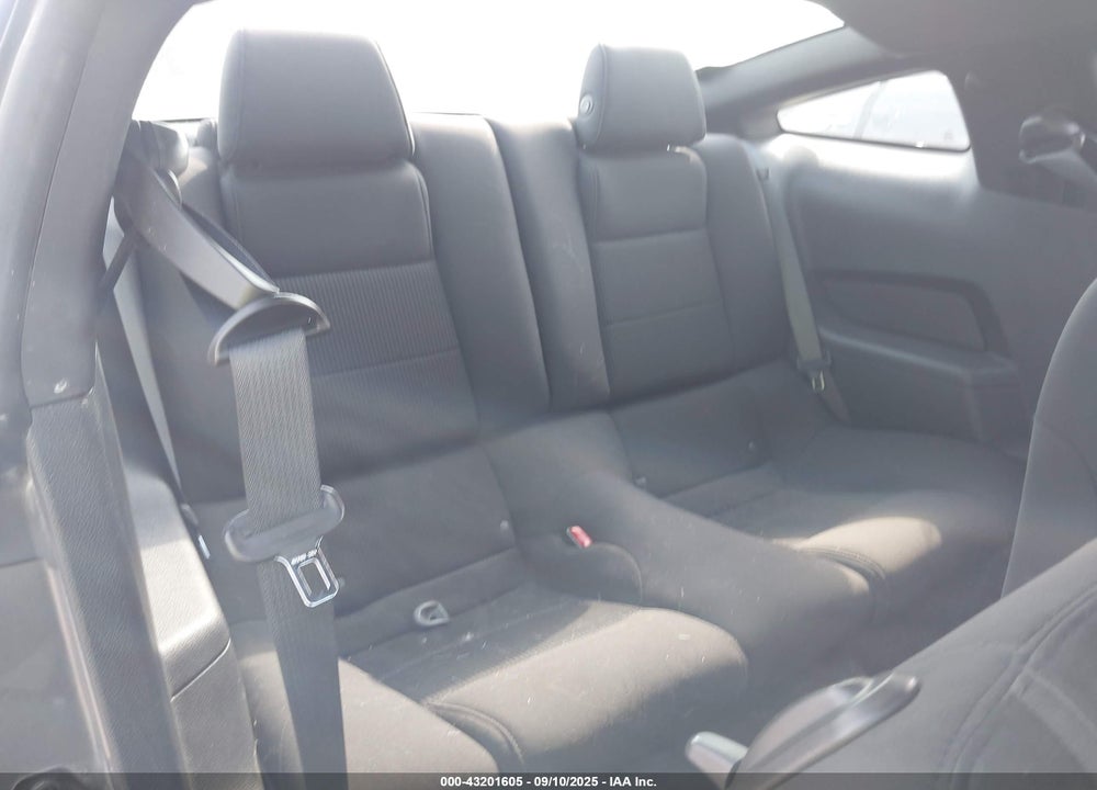2011 FORD MUSTANG VIN: 1ZVBP8AM7B5163459