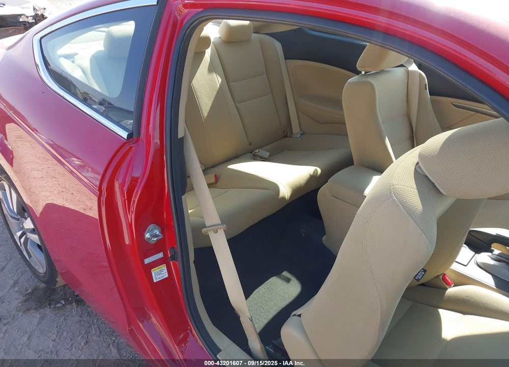 2012 HONDA ACCORD VIN: 1HGCS1B75CA008165