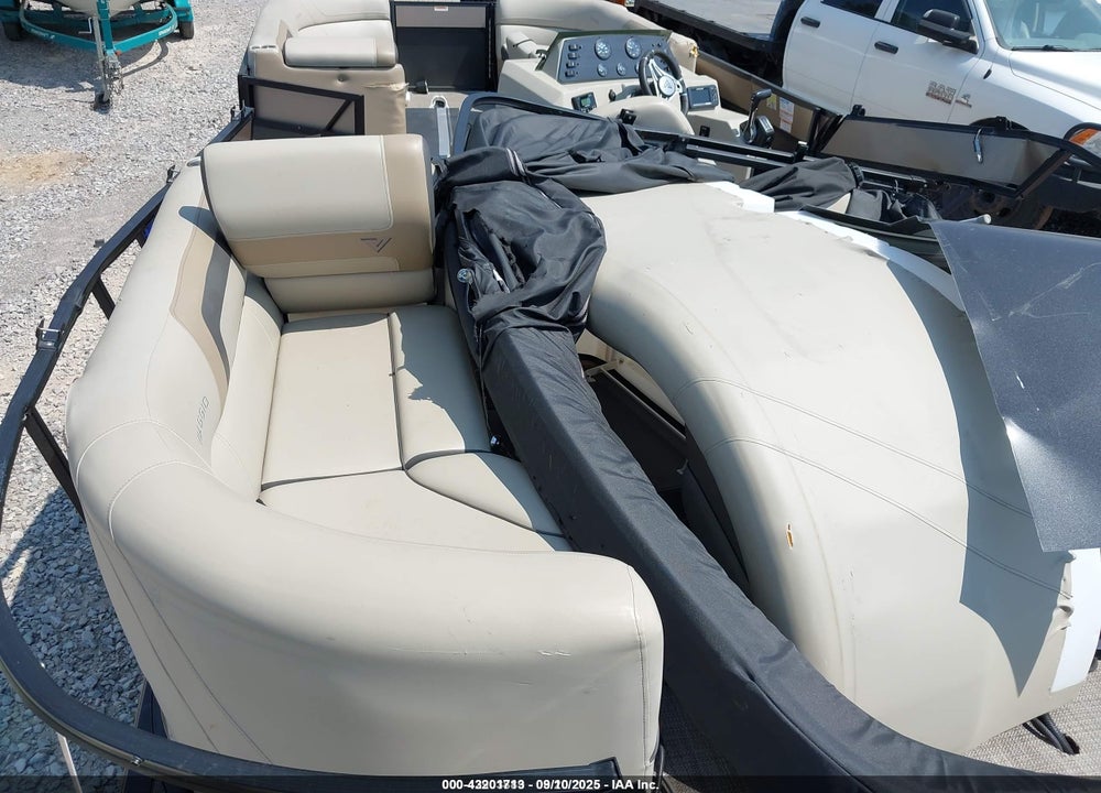 2022 MISTY HARBOR PONTOON VIN: L25UMHH12015H122