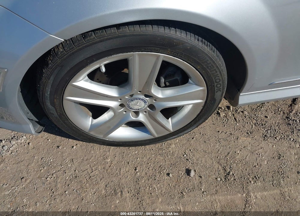 2010 MERCEDES-BENZ C CLASS VIN: WDDGF8BB7AR112940