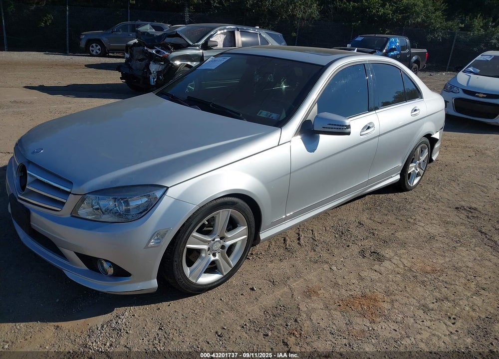 2010 MERCEDES-BENZ C CLASS VIN: WDDGF8BB7AR112940