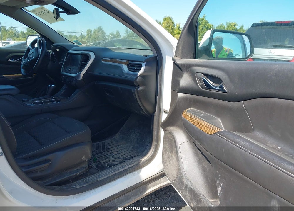 2017 GMC ACADIA VIN: 1GKKNSLS0HZ297642