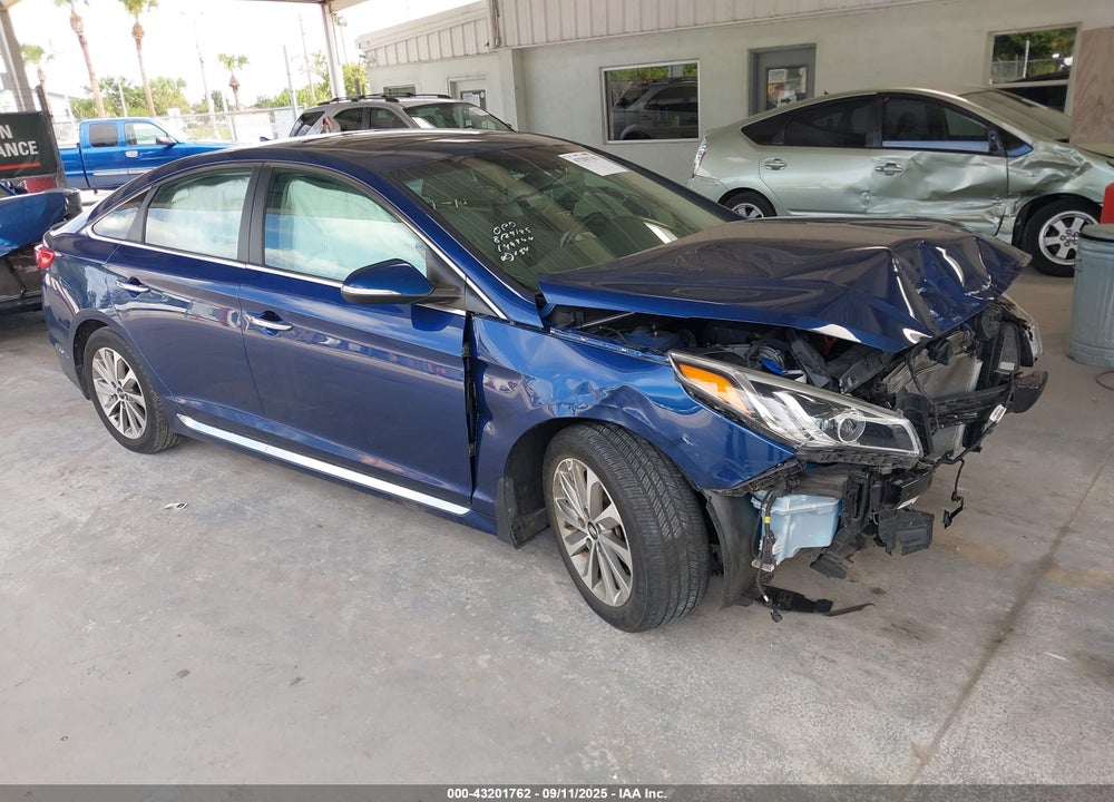 2017 HYUNDAI SONATA SPORT VIN: 5NPE34AFXHH573381