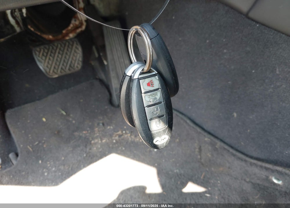 2011 INFINITI M37 VIN: JN1BY1AP0BM323675