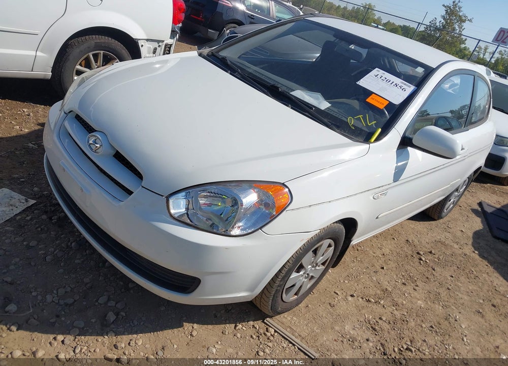 2010 HYUNDAI ACCENT VIN: KMHCM3AC4AU161775