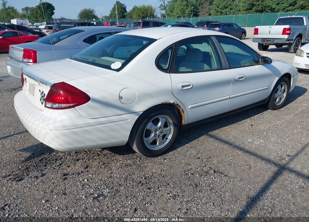 2004 FORD TAURUS SES VIN: 1FAFP55244A201077
