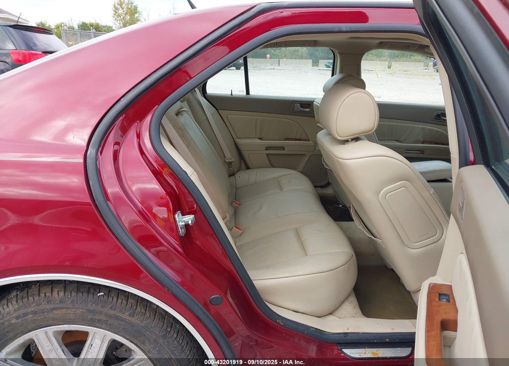 2007 CADILLAC STS VIN: 1G6DW677470115932