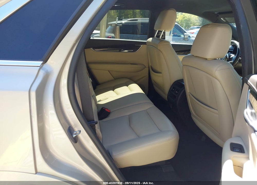 2017 CADILLAC XT5 VIN: 1GYKNARS6HZ108483