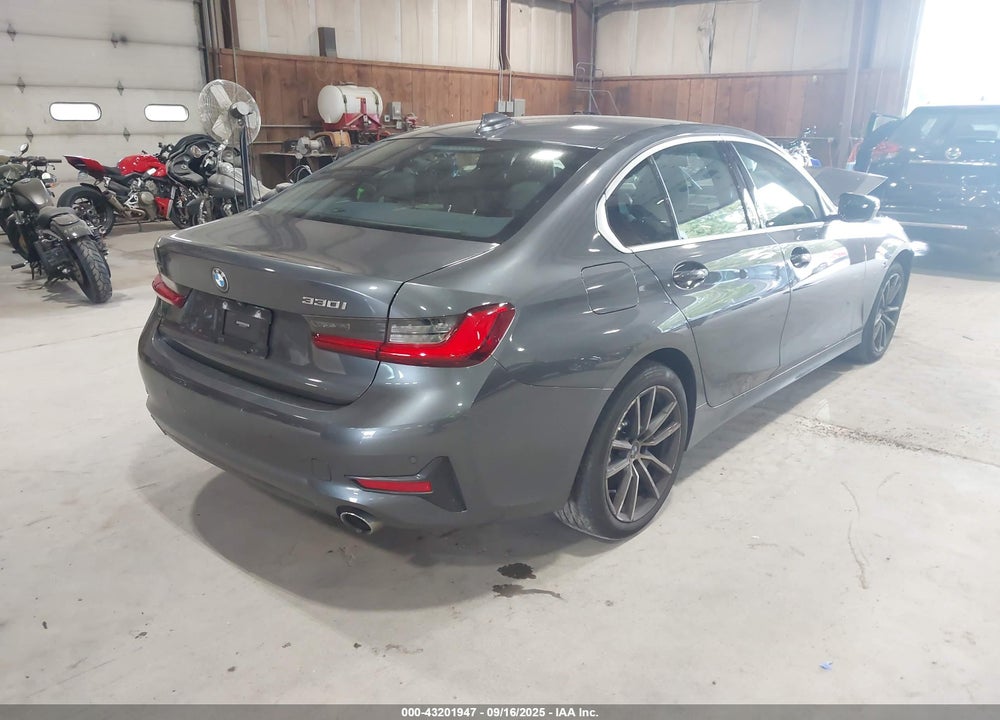 2021 BMW 3 SERIES VIN: 3MW5R7J04M8C03677