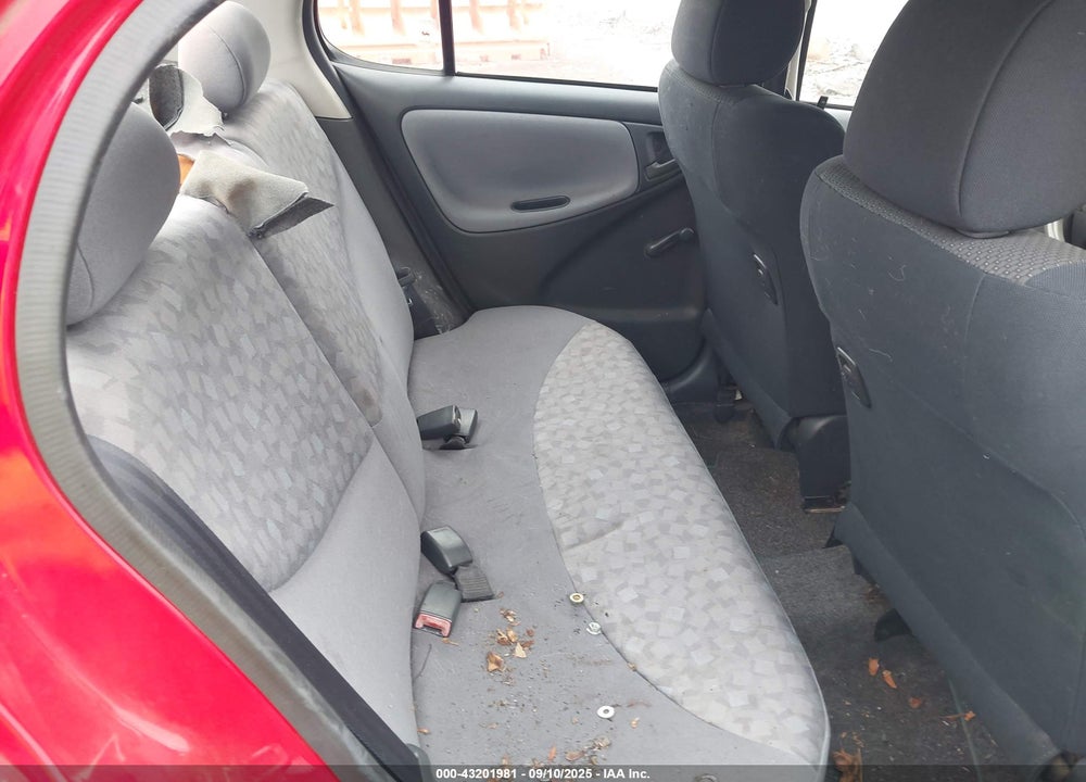 2000 TOYOTA ECHO VIN: JTDBT1230Y0033217