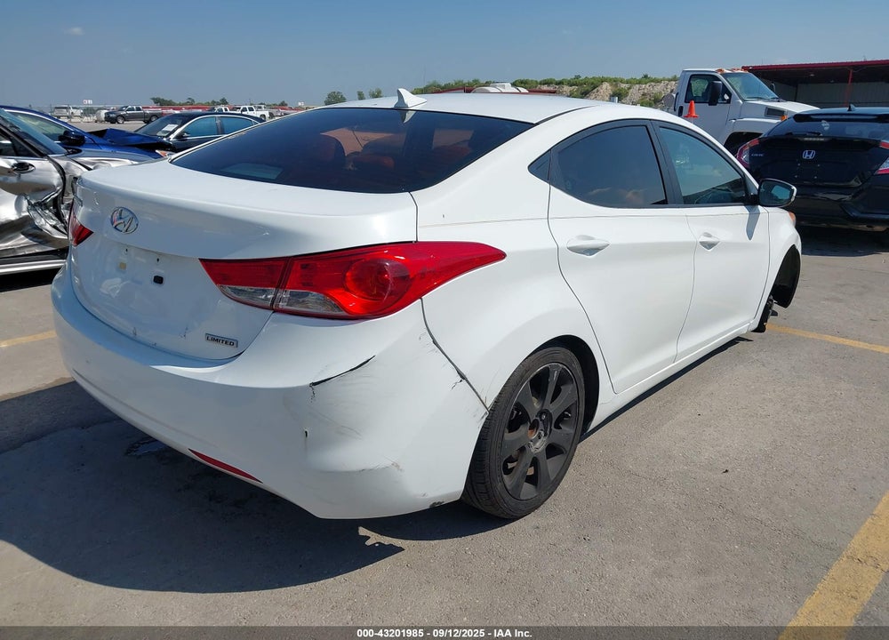 2013 HYUNDAI ELANTRA VIN: 5NPDH4AE7DH281234