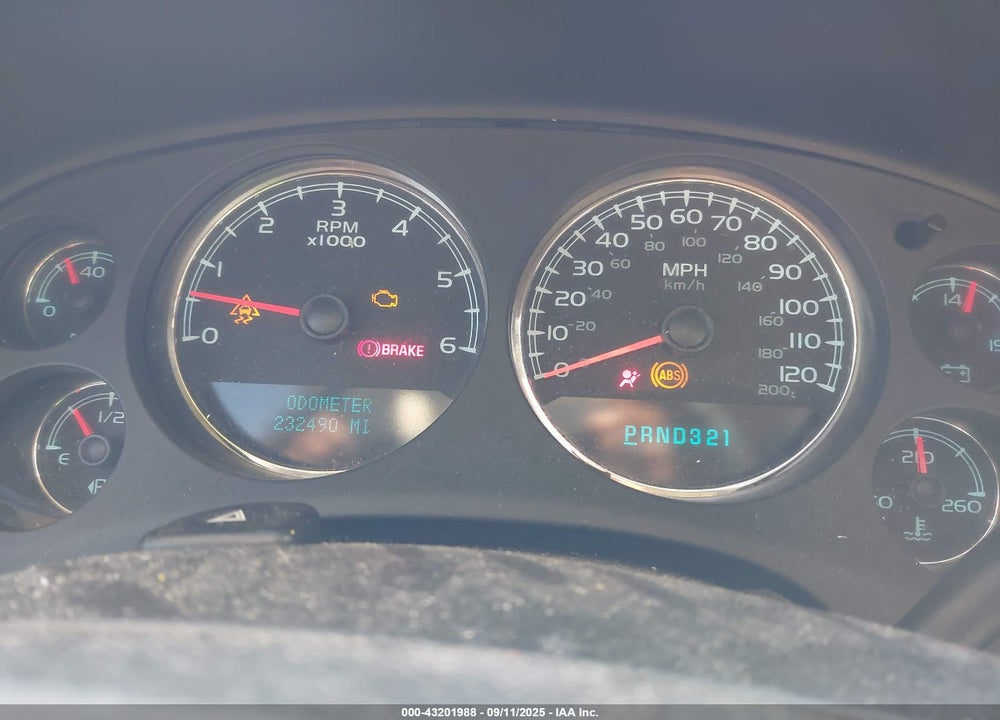 2008 CHEVROLET TAHOE VIN: 1GNFK13068R195963