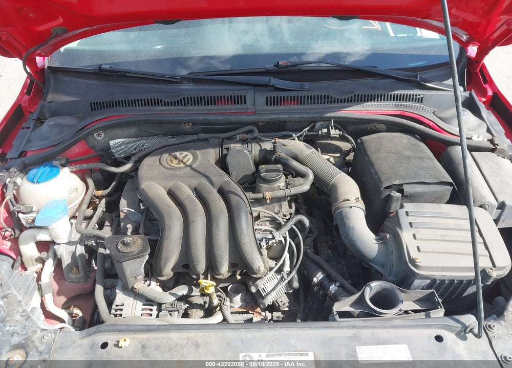 2014 VOLKSWAGEN JETTA VIN: 3VW2K7AJ8EM256519