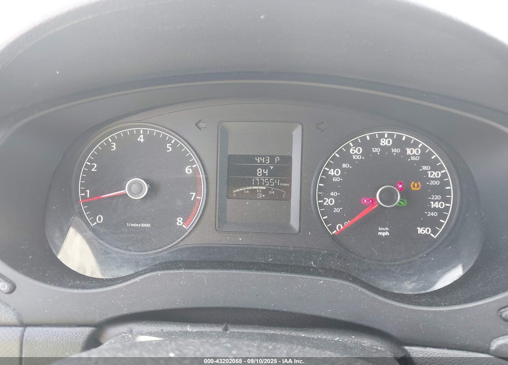 2014 VOLKSWAGEN JETTA VIN: 3VW2K7AJ8EM256519