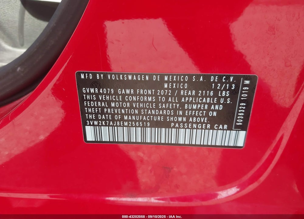 2014 VOLKSWAGEN JETTA VIN: 3VW2K7AJ8EM256519