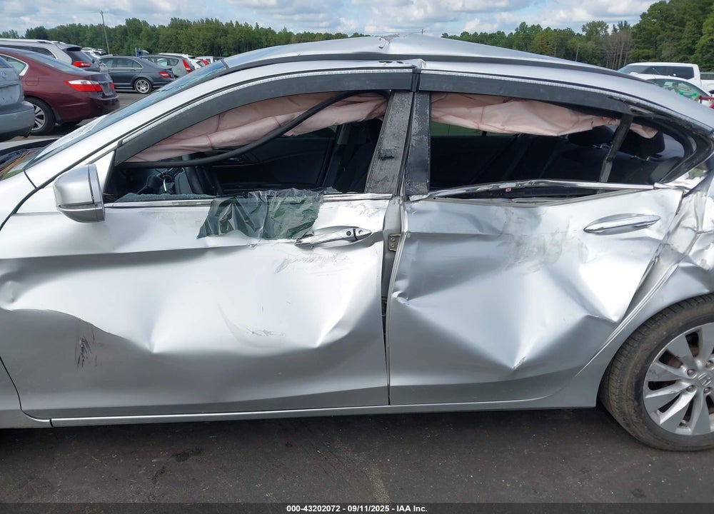 2014 HONDA ACCORD VIN: 1HGCR2F73EA287002