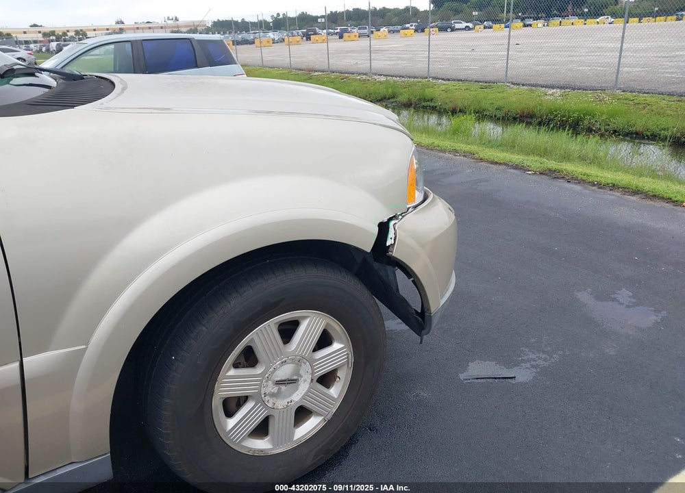 2004 LINCOLN NAVIGATOR VIN: 5LMFU27R84LJ14016