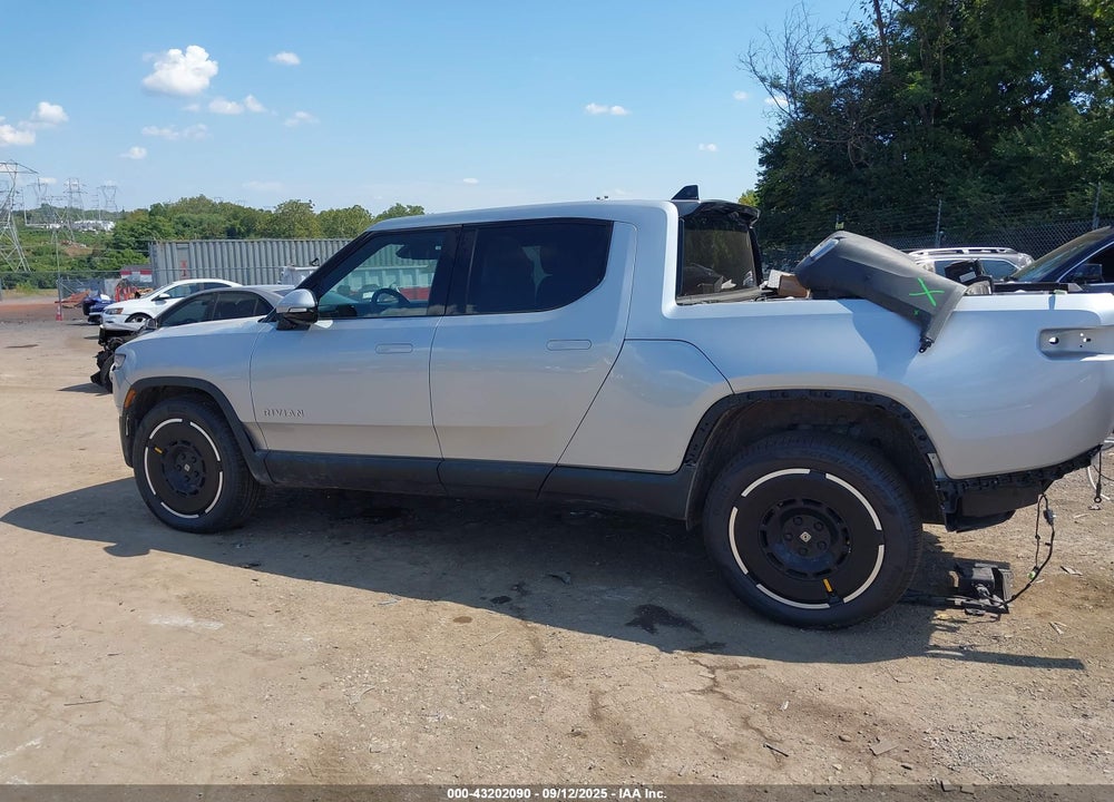 2025 RIVIAN R1T ADVENTURE DUAL MOTOR LARGE PACK/ADVENTURE DUAL MOTOR MAX PACK VIN: 7FCTGBAAXSN035835