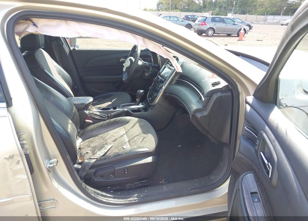 2014 CHEVROLET MALIBU VIN: 1G11C5SL0EF278653