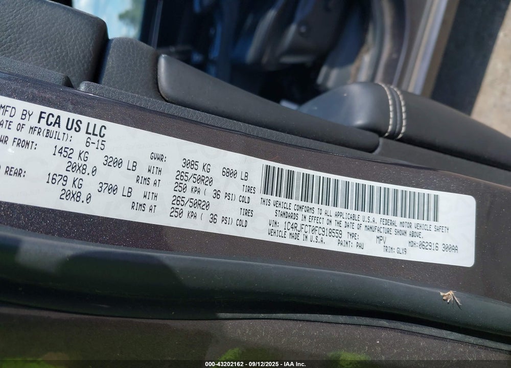 2015 JEEP GRAND CHEROKEE OVERLAND VIN: 1C4RJFCT0FC918559