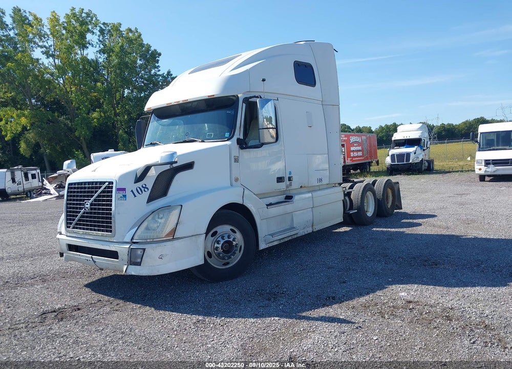 2007 VOLVO VN VNL VIN: 4V4NC9TG27N438319