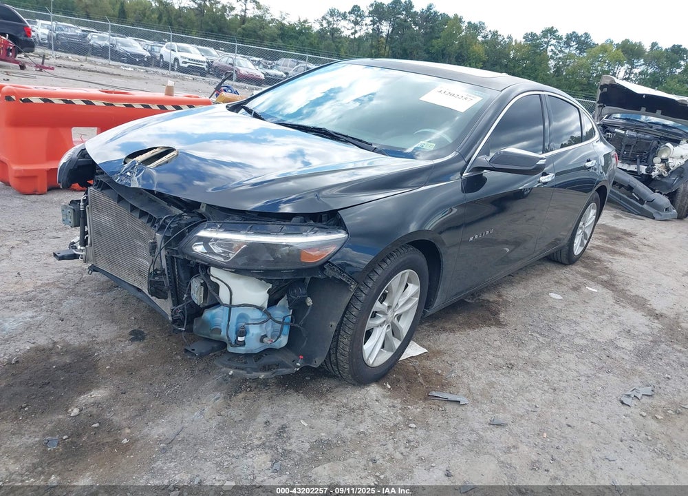 2018 CHEVROLET MALIBU LT VIN: 1G1ZD5ST2JF143524