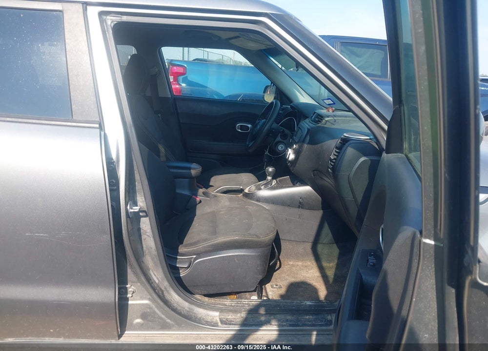 2016 KIA SOUL VIN: KNDJP3A51G7268598