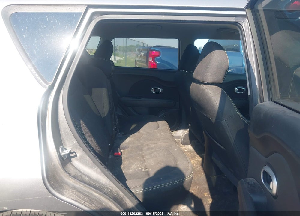 2016 KIA SOUL VIN: KNDJP3A51G7268598