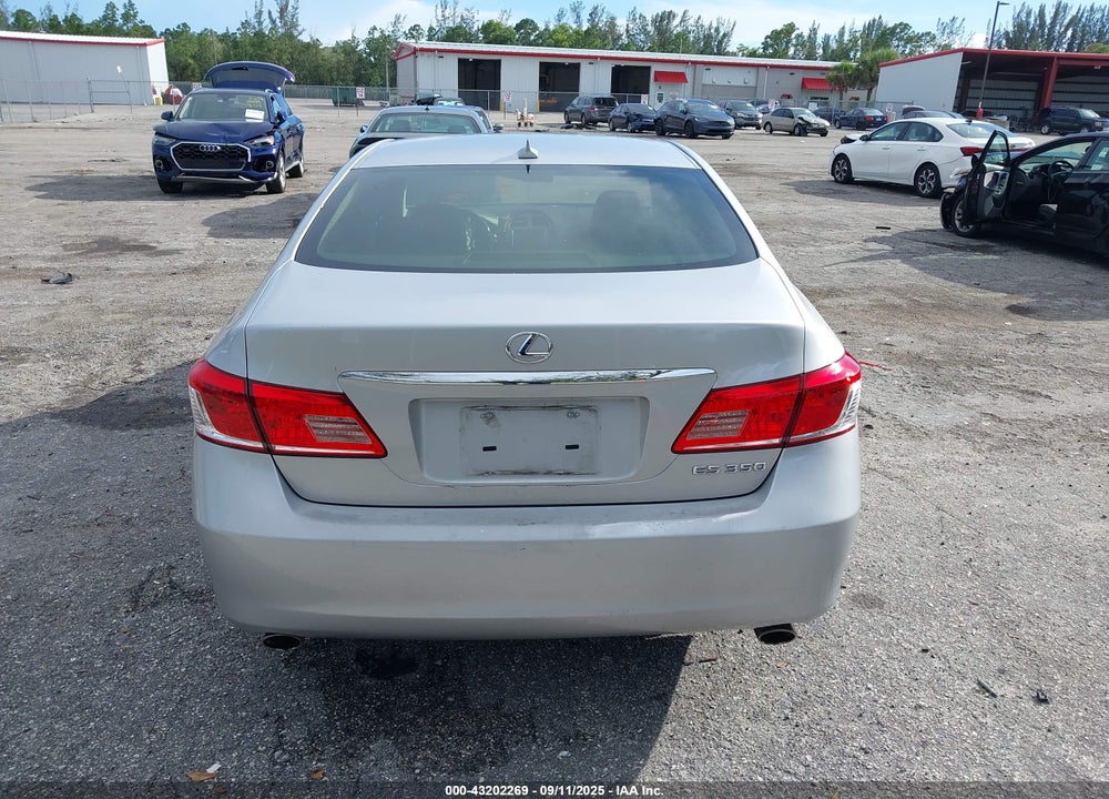 2011 LEXUS ES 350 VIN: JTHBK1EG7B2456940