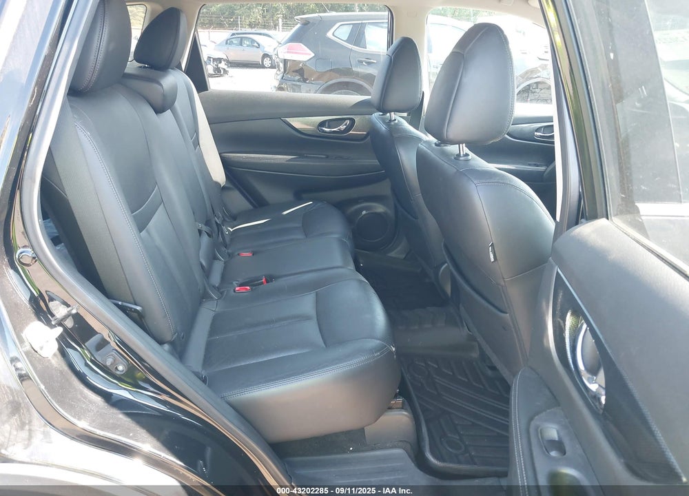 2015 NISSAN ROGUE VIN: 5N1AT2MV2FC800041