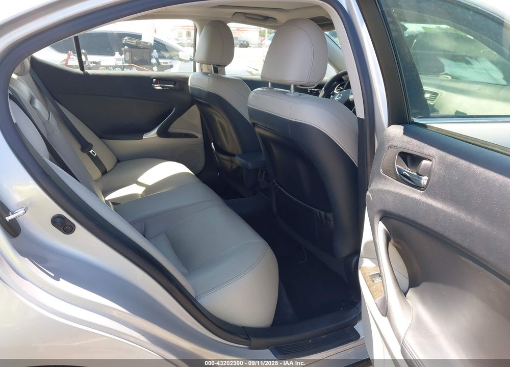 2012 LEXUS IS 250 VIN: JTHBF5C28C5165687